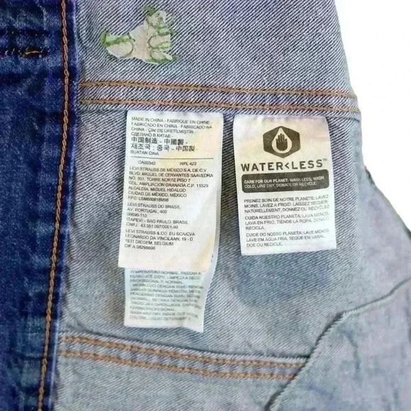 Levi's Premium Jean Jacket Waterless Technology w/Embroidered Message Size Small - Picture 7 of 9